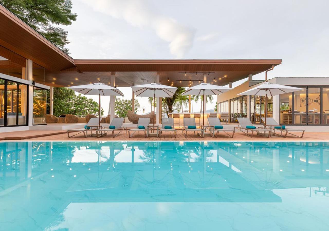 Liv Hotel Phuket Patong Beachfront Bagian luar foto